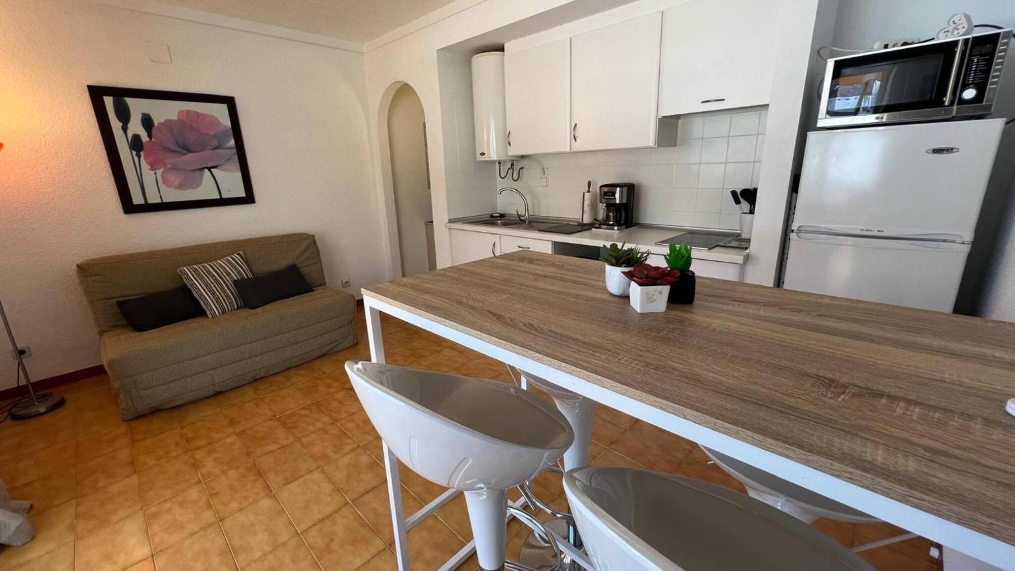 Apartamento Piso Planta Baja Salida Piscina Av-03 *